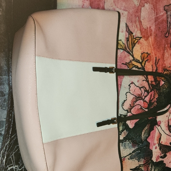 Michael Kors Blush Pink and White Tote Bag - Picture 3 of 5